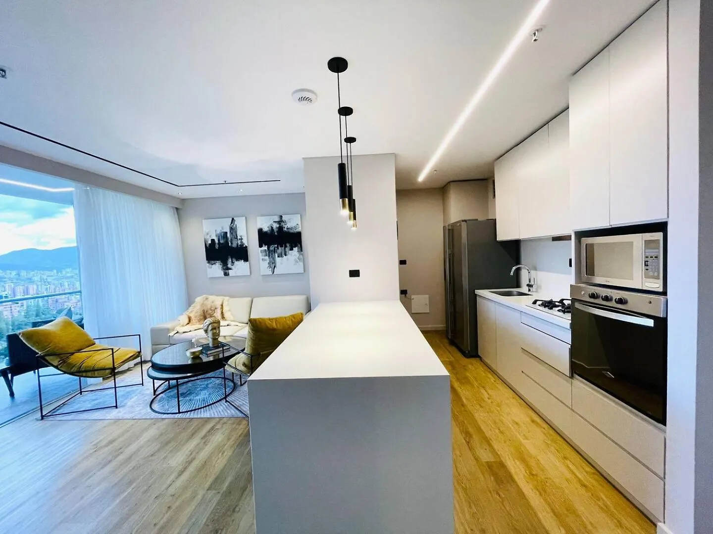 Apartment 17Th Floor 2 Bedrooms Ac Plus Pool & Gym 1704 Medellin