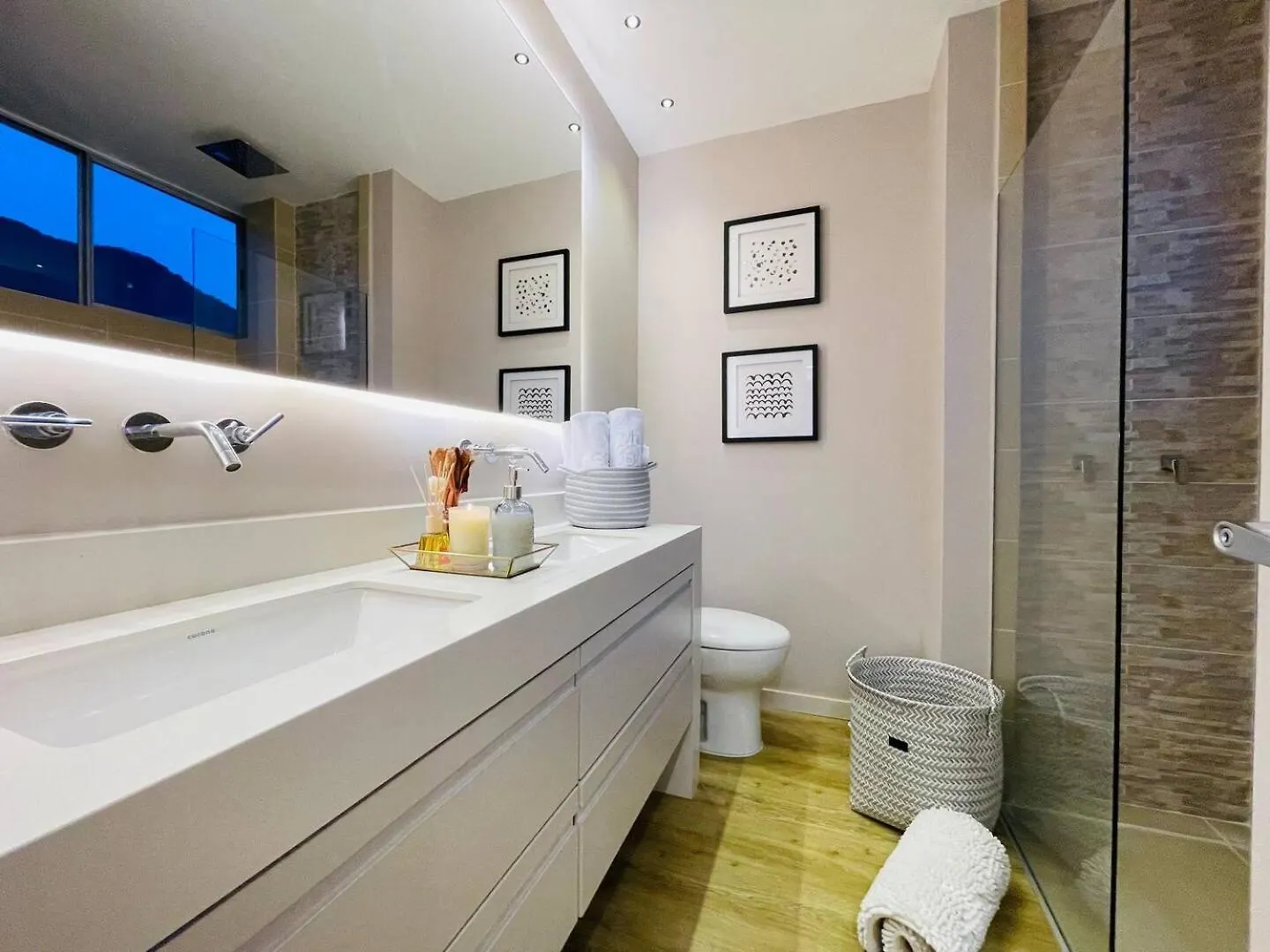 17Th Floor 2 Bedrooms Ac Plus Pool & Gym 1704 Medellin 0*,