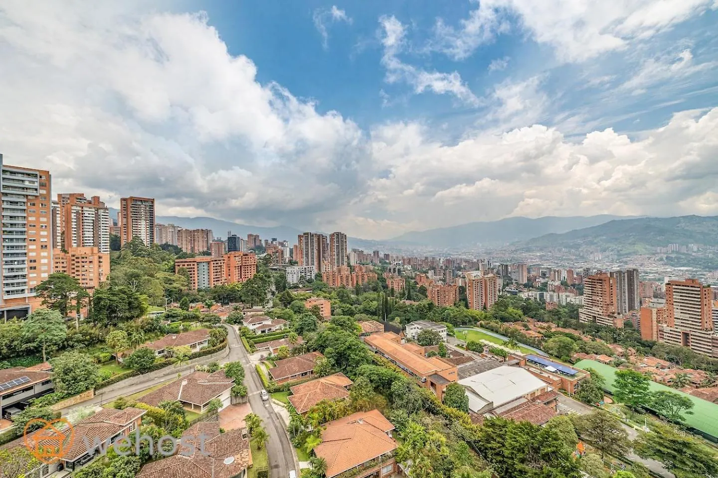 Apartment 17Th Floor 2 Bedrooms Ac Plus Pool & Gym 1704 Medellin Colombia