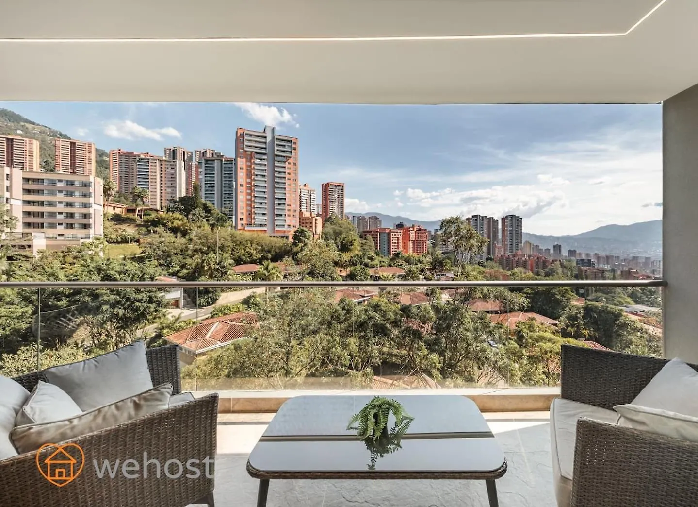 17Th Floor 2 Bedrooms Ac Plus Pool & Gym 1704 Medellin Colombia